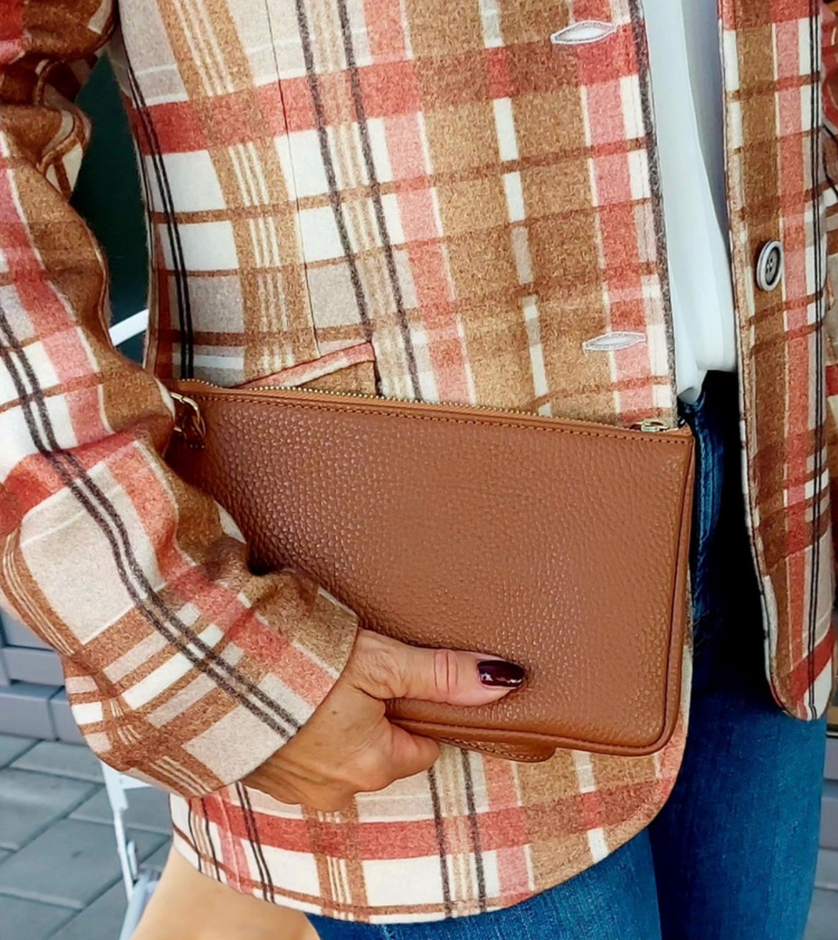 minibag cognac, braune Ledertasche, Geldtasche zum Umhängen, braune minibag, kleine braune Tasche, * entdecken
* Mini-Taschen für Damen: online bestellen
* Clutches und Minibags online kaufen
* Clutches & Minibags – raffinierte Handtaschen für den Abend Top Preise und schnelle Lieferung
* Handtasche
* Ledertasche
* kleine praktische Ledertasche
Handtasche zum Umhängen
Handy Umhängetasche online kaufen
kleine Tasche cognac
Handtasche mit Geldbörse