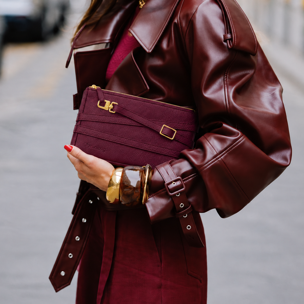 minibag burgundy mt Gold, kleine tasche burgundy mit goldbeschlägen