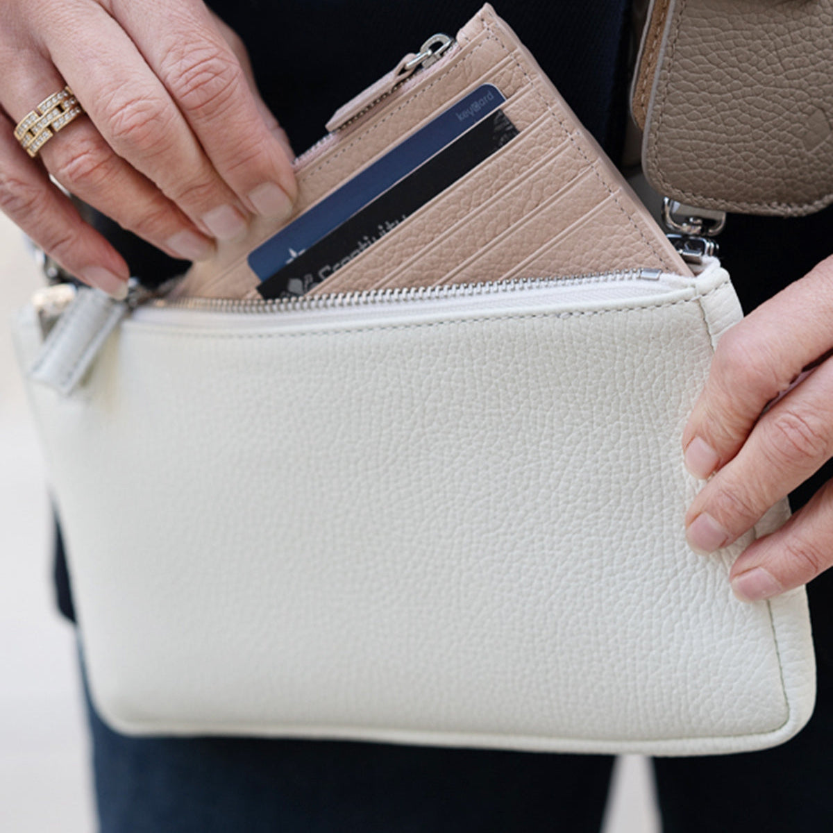 minibag ivory