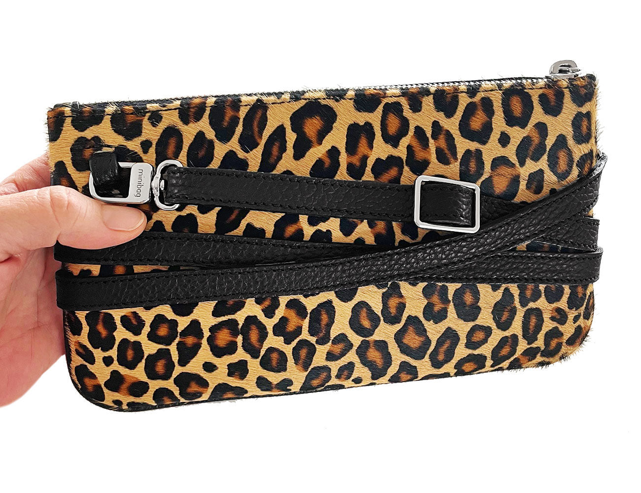 minibag leo, Geldtasche zum Umhängen, Ledertasche mit Leopardenfell, minibag